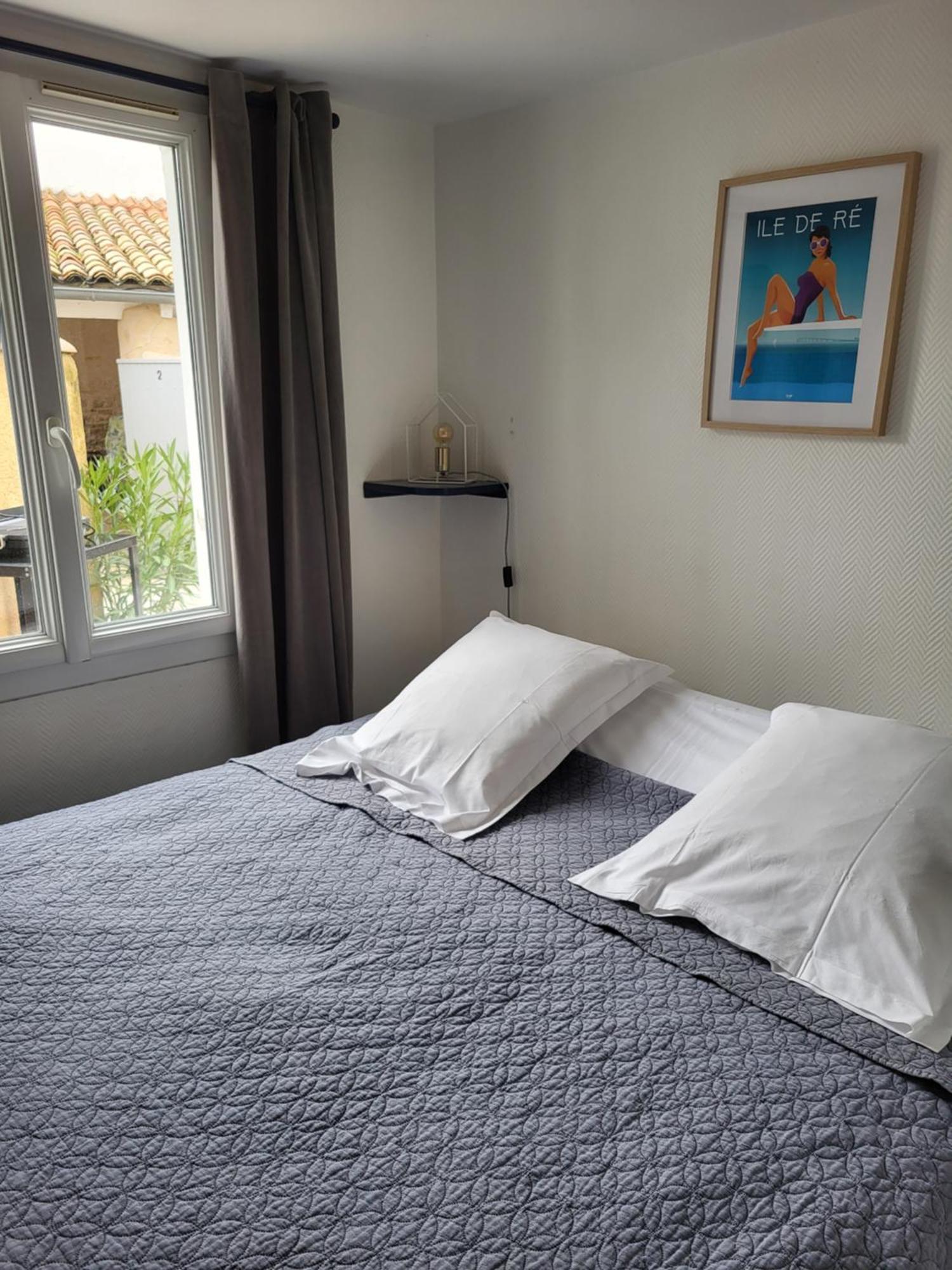 Le Clos Des Sternes La Flotte Exterior foto