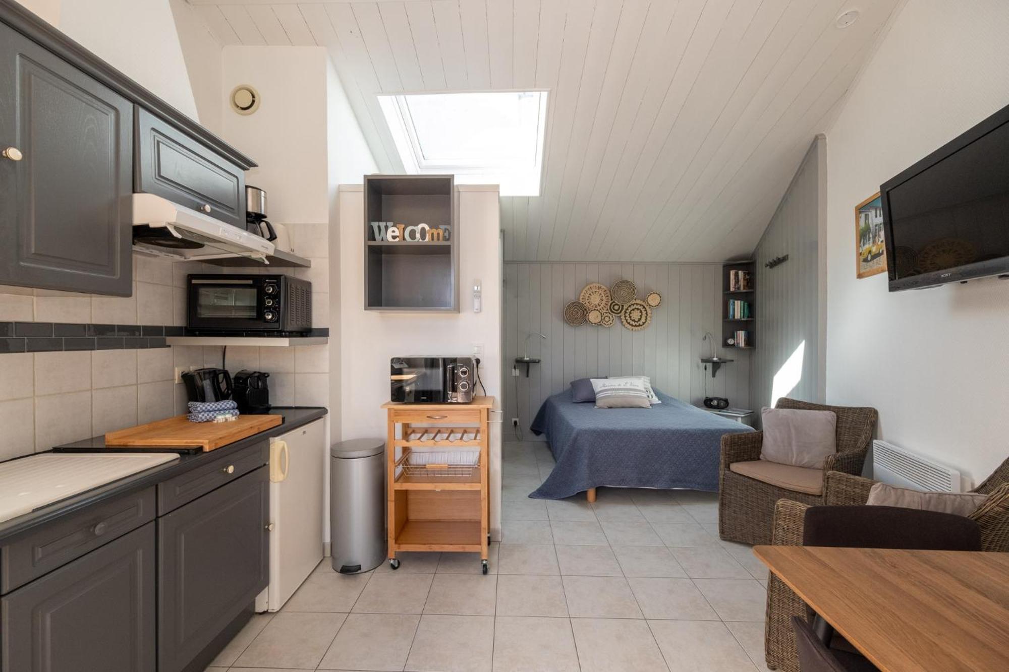 Le Clos Des Sternes La Flotte Exterior foto