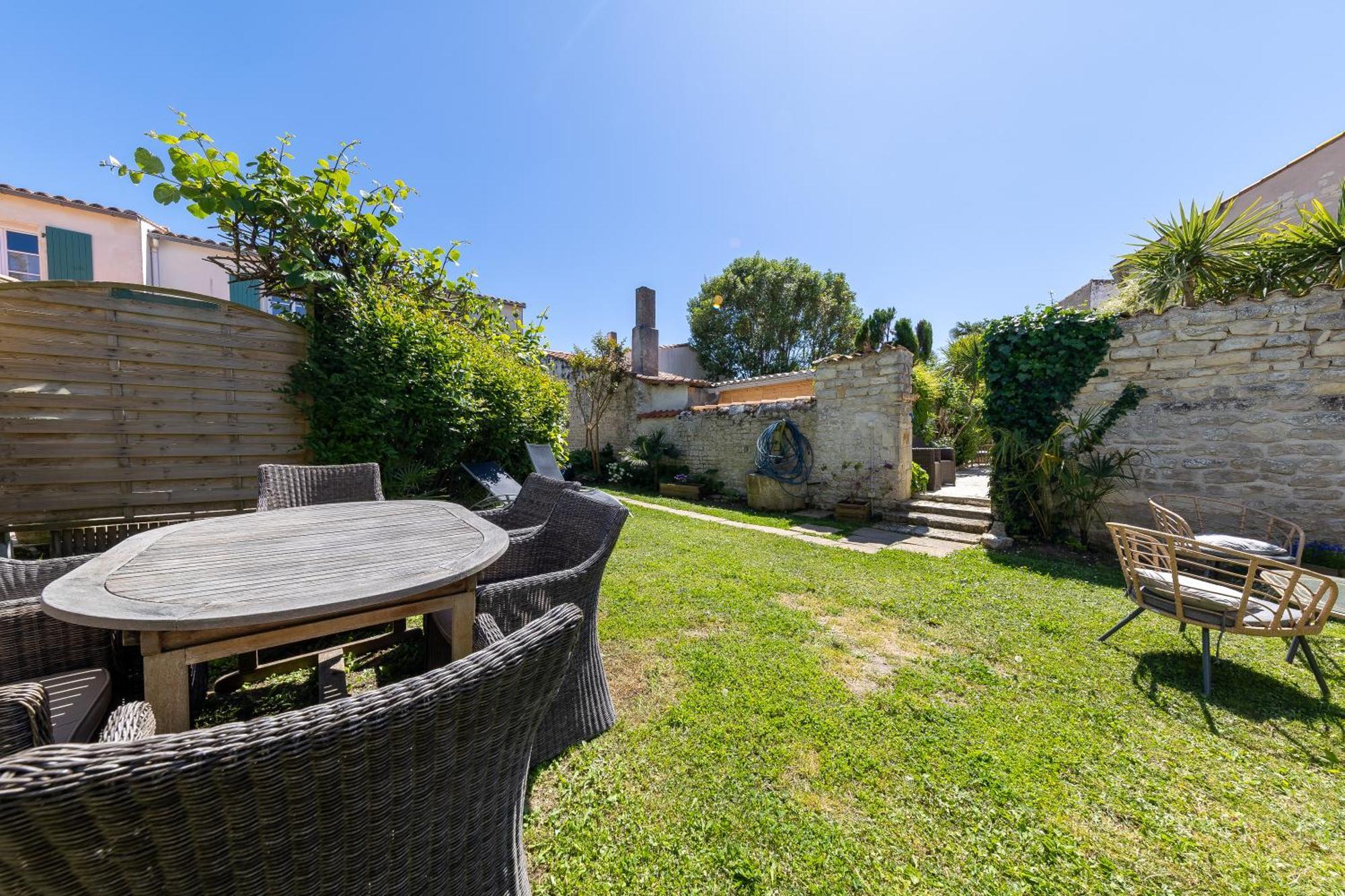 Le Clos Des Sternes La Flotte Exterior foto