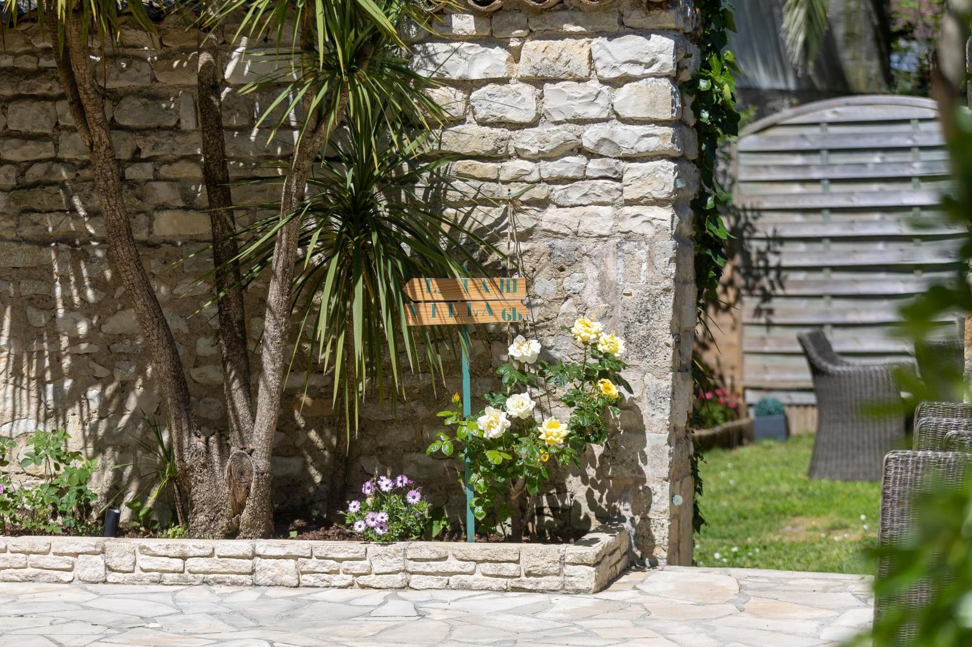 Le Clos Des Sternes La Flotte Exterior foto